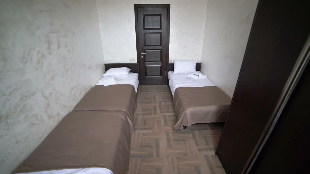 Hotel Progress Batoumi Extérieur photo