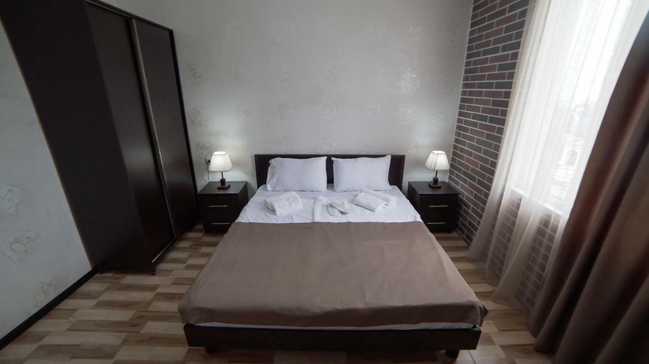 Hotel Progress Batoumi Extérieur photo